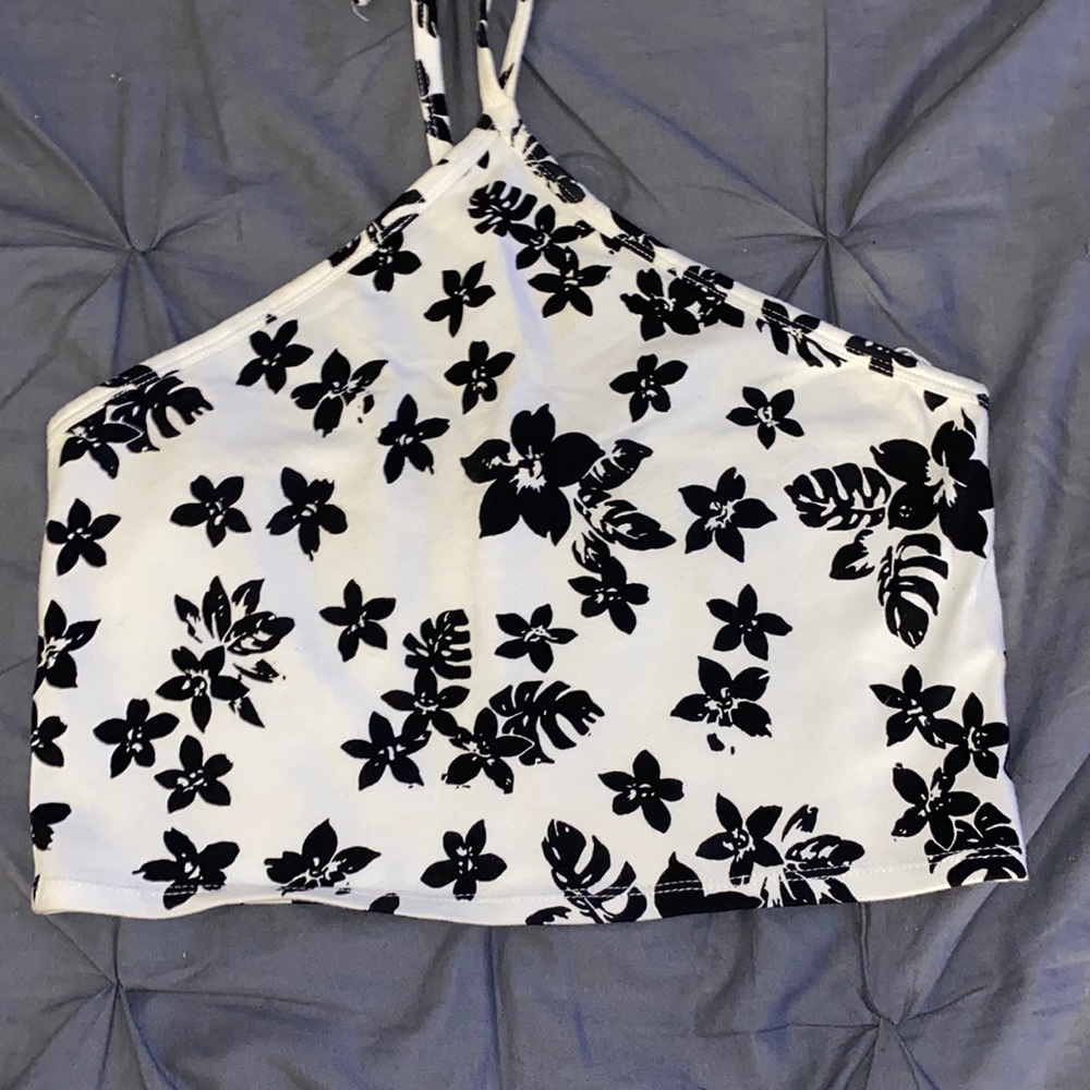 Bethany Mota Floral Tie Back Crop Top